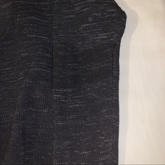 Adidas cropped sweater. Size: large - Picture 3 of 5